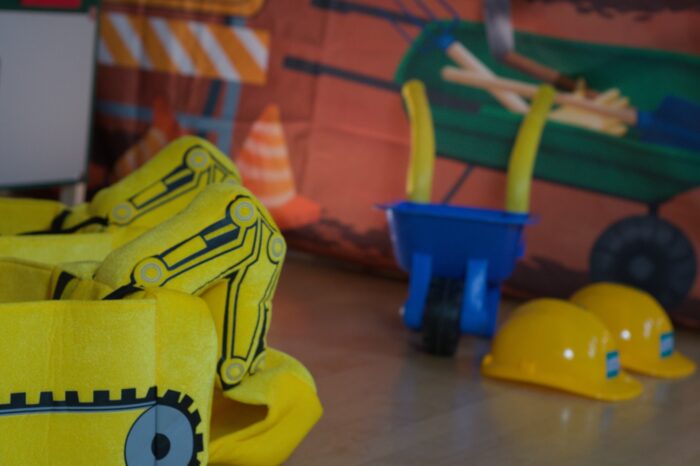 Wonder Village Children's Parties Construction